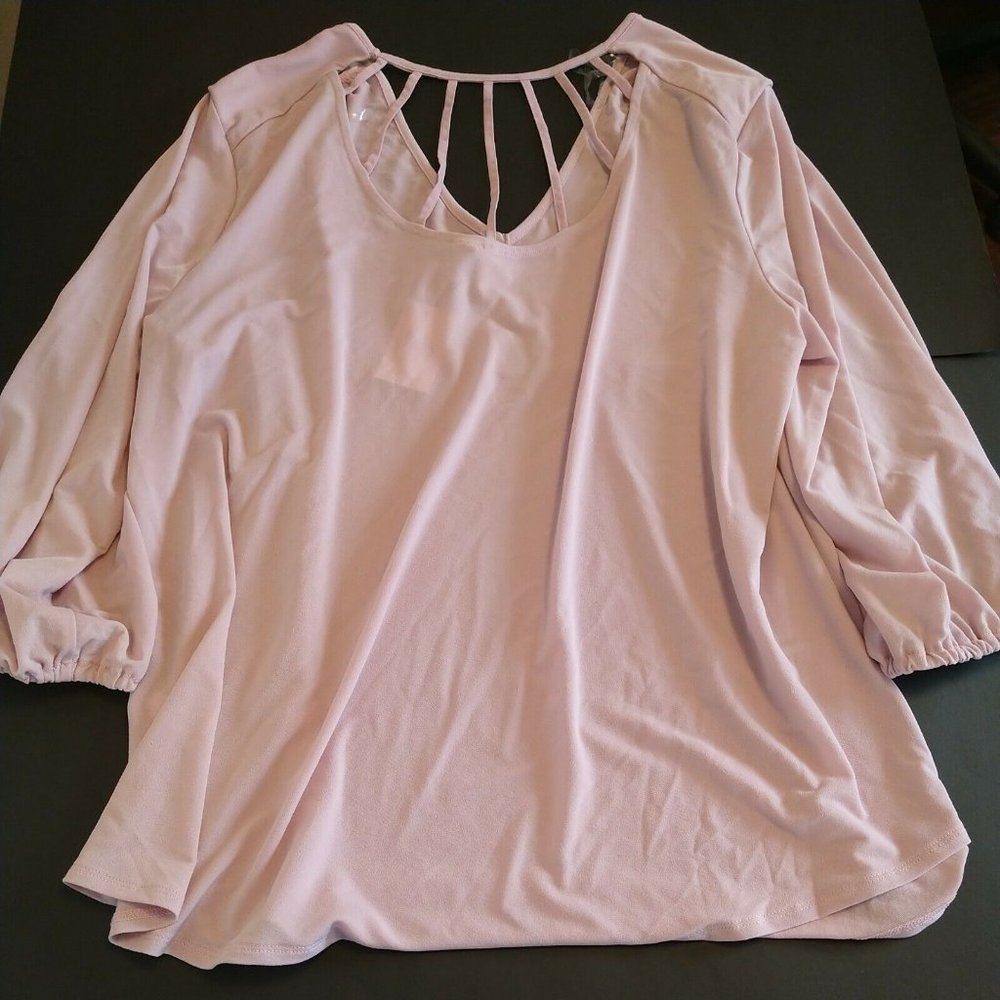 Cato Top Shirt V-neck Women Plus Size 18W 20W 2X - Picture 3 of 6